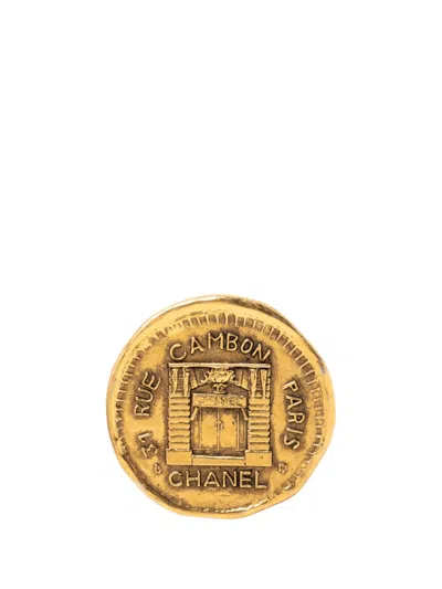 Pre-owned Chanel 20th Century Gold Plated 31 Rue Cambon Coin Brooch Costume Brooch