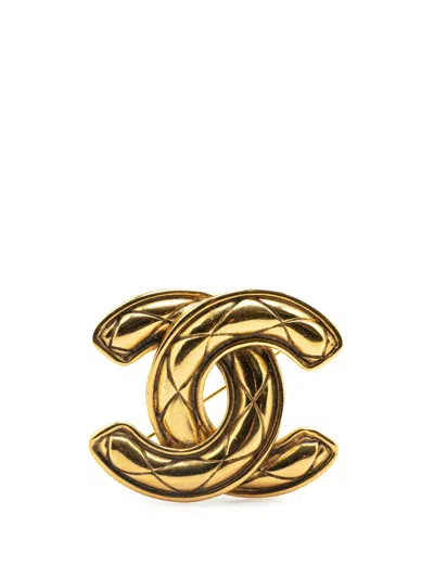 Pre-owned Chanel 20th Century Gold Plated Cc Quilted Brooch Costume Brooch In 金色
