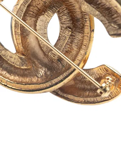 Pre-owned Chanel 20th Century Gold Plated Cc Quilted Brooch Costume Brooch