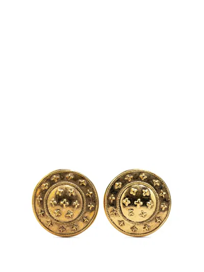 Pre-owned Chanel 20th Century Gold Plated Round Clip On Earrings Costume Earrings