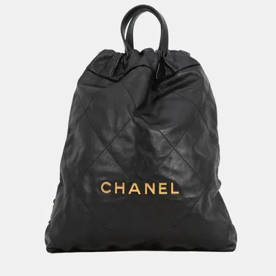 Pre-owned Chanel 22 Backpack Black Shiny Calf Leather Size Small