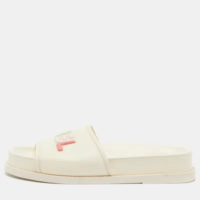Pre-owned Chanel 22 Size 40.5 Cream Leather Flat Slides