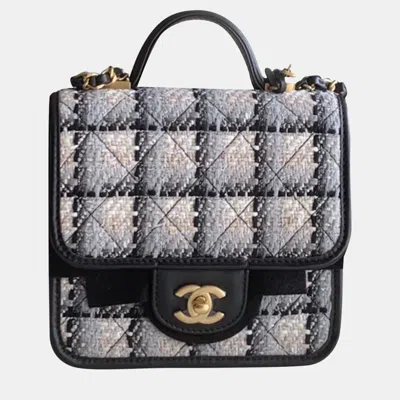 Pre-owned Chanel 22k Mini Bag In Multicolor
