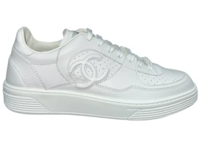 Pre-owned Chanel 23a White Calfskin Leather Cc Logo Tie Flat Runner Trainer Sneaker 38