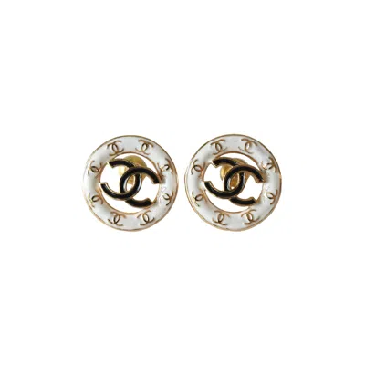 Pre-owned Chanel 24p Metal Enamel Cc Round Stud Earrings Gold White Black