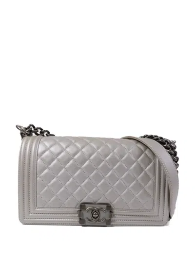 Chanel 25 Boy Quilted Shoulder Bag In Gray
