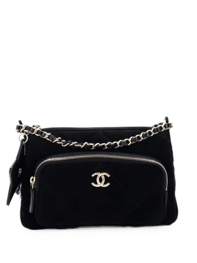 Pre-owned Chanel 25 With Chain Quilted Velvet Effect Nylon And Shiny Crumpled Calfskin Mini Clutch Bag In 黑色