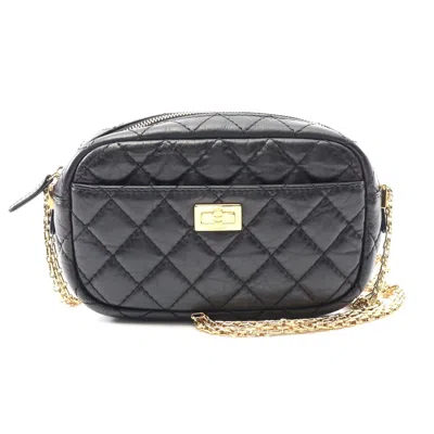 Pre-owned Chanel 2.55 Chevron V-stitch Camera Bag Black