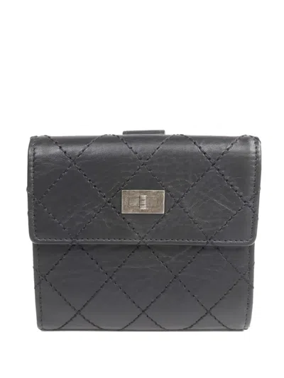 Pre-owned Chanel 2.55 Diamond-quilted Wallet In Black