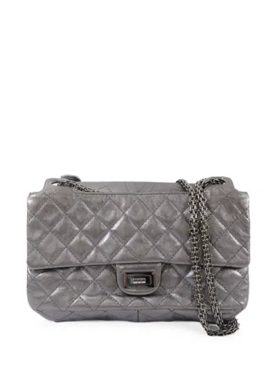 Chanel 2.55 Reissue Shoulder Bag In Gray