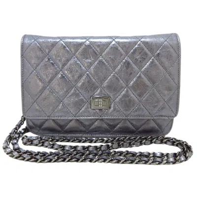 Pre-owned Chanel 2,55 Silver Leather Wallet  ()