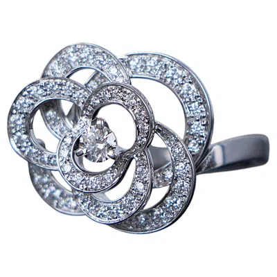Pre-owned Chanel 26851  Fil De Camelia 18k White Gold Pave Diamond Flower Ring #57 Sz 8