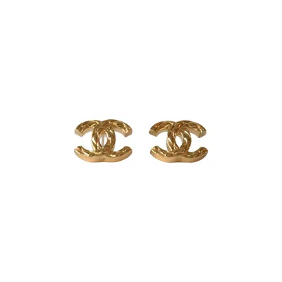 Pre-owned Chanel 26p Quilted Matelasse Cc Earrings Gold