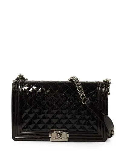 Pre-owned Chanel 28 Boy Quilted Shoulder Bag In Black