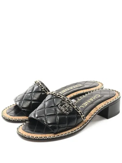 Pre-owned Chanel 40mm Quilted Chain-trimmed Sandals In Black