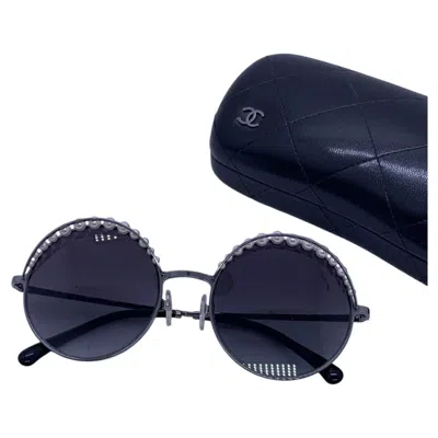 Pre-owned Chanel 4234-h Pearl-embellished Round Sunglasses With Gray Gradient Lenses