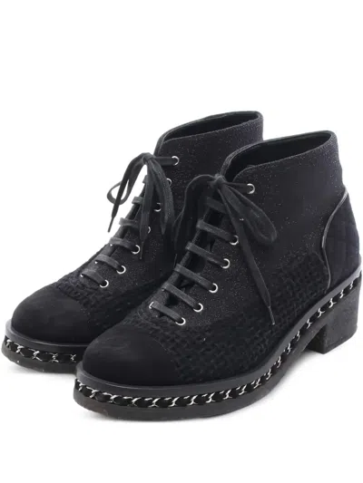 Pre-owned Chanel 60mm Tweed-panelled Combat Boots In Black
