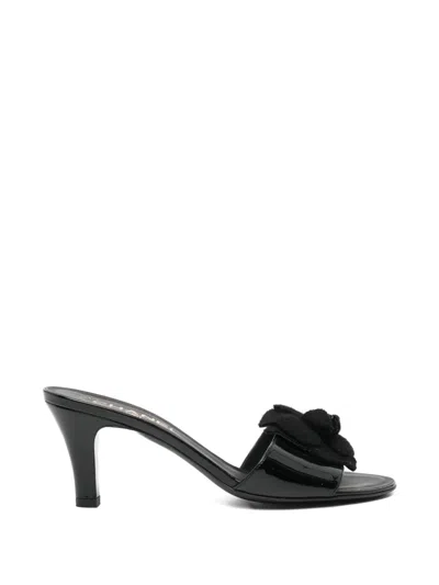 Pre-owned Chanel 70mm 2000s Camellia Sandals In Black