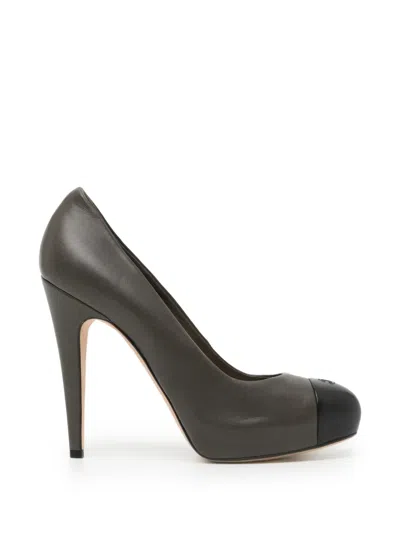 Pre-owned Chanel 80mm Cap-toe Pumps In Gray