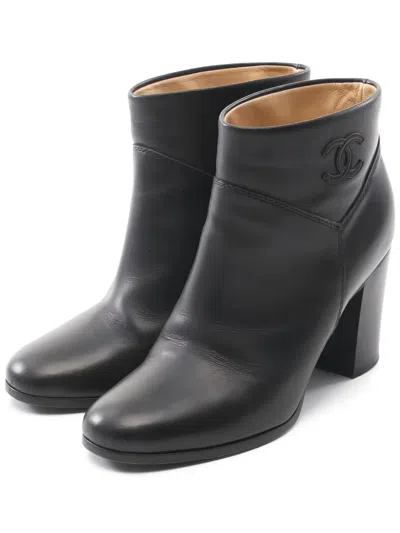 Pre-owned Chanel 80mm Logo-detail Block-heel Boots In Black