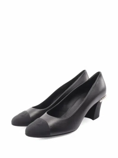 Pre-owned Chanel 986-1988 Pearl-embellished Cc Pumps In Black