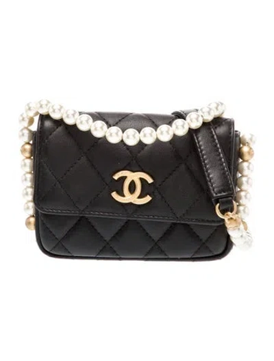 Pre-owned Chanel About Pearls  Card Holder In Black