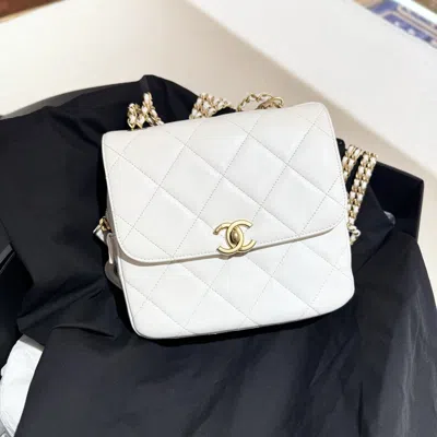 Pre-owned Chanel Ado White Quilted Leather Backpack