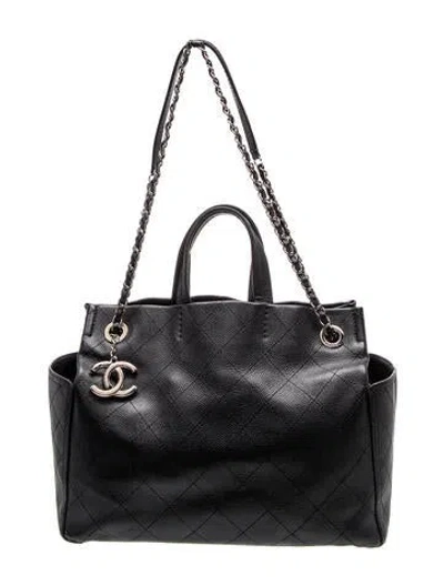 Pre-owned Chanel Around Pocket Tote In Black