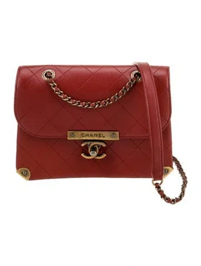 Pre-owned Chanel Around The Corner Flap Bag In Red