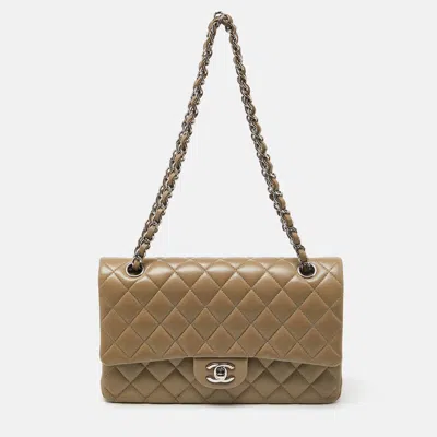 Pre-owned Chanel Avocado Green Quilted Leather Medium Classic Double Flap Bag