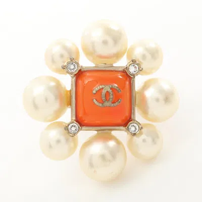 Pre-owned Chanel Band Ring () In Gold