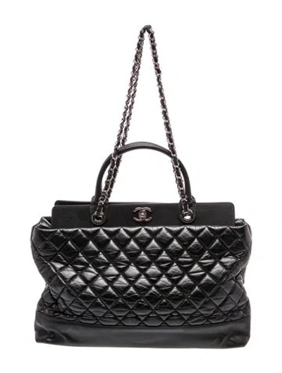 Pre-owned Chanel Be Cc Tote In Black