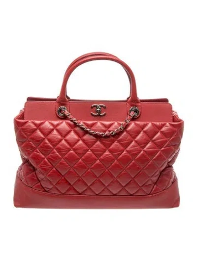Pre-owned Chanel Be Cc Tote In Red