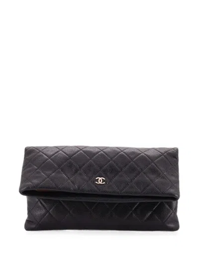 Pre-owned Chanel Beauty Cc Quilted Caviar Clutch Bag In Black
