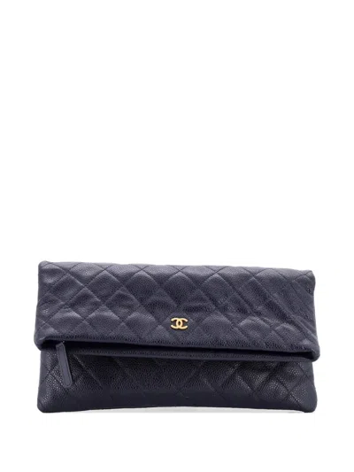 Pre-owned Chanel Beauty Cc Quilted Caviar Clutch Bag In Blue