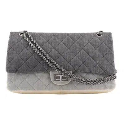 Pre-owned Chanel Beige Black Denim Shoulder Bag () In Multi