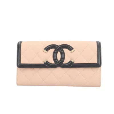Pre-owned Chanel Beige Black Grained Calfskin Long Wallet (bi-fold) () In Multi