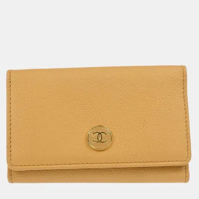 Pre-owned Chanel Beige Calfskin Small Six Hook Key Case