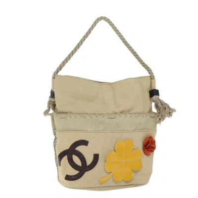 Pre-owned Chanel Beige Canvas Shoulder Bag ()
