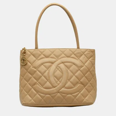 Pre-owned Chanel Beige Caviar Medallion Tote