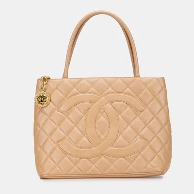 Pre-owned Chanel Beige Caviar Medallion Tote In Sand