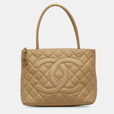 Pre-owned Chanel Beige Caviar Medallion Tote In Sand