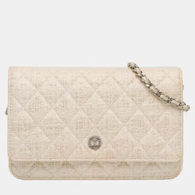 Pre-owned Chanel Beige Cc Coated Tweed Wallet On Chain