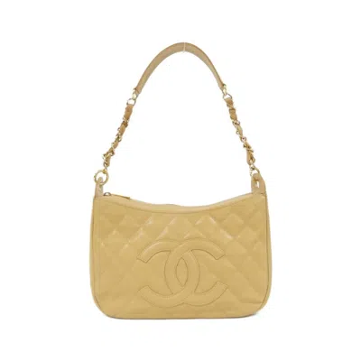 Pre-owned Chanel Beige Grained Calfskin Shoulder Bag () In Sand