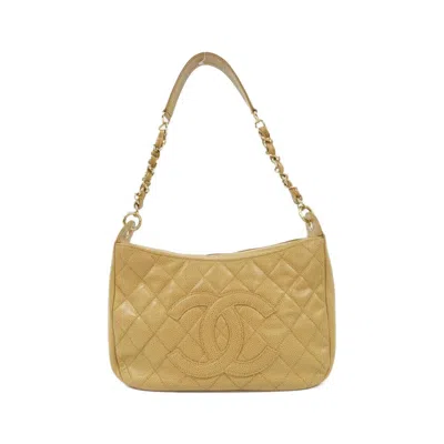 Pre-owned Chanel Beige Grained Calfskin Shoulder Bag () In Sand