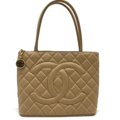 Pre-owned Chanel Beige Grained Calfskin Shoulder Bag Tote Bag () In Sand