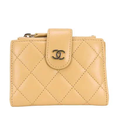 Pre-owned Chanel Beige Leather Coin Purse/coin Case () In Sand