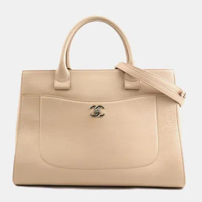 Pre-owned Chanel Beige Leather Neo Executive Tote Bag