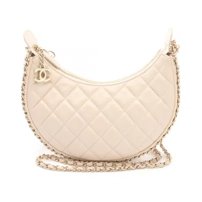 Pre-owned Chanel Beige Leather Shoulder Bag ()