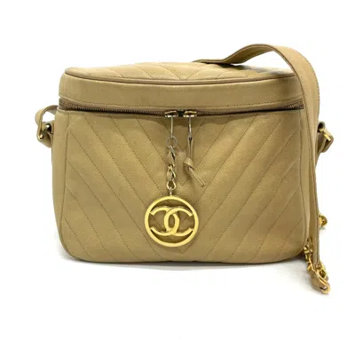 Pre-owned Chanel Beige Leather Shoulder Bag ()